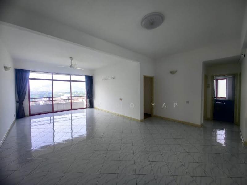 Kondominium untuk Dijual di Scotland Park - Sook Ho Yap - Living Room - PropertyGuru.com.my