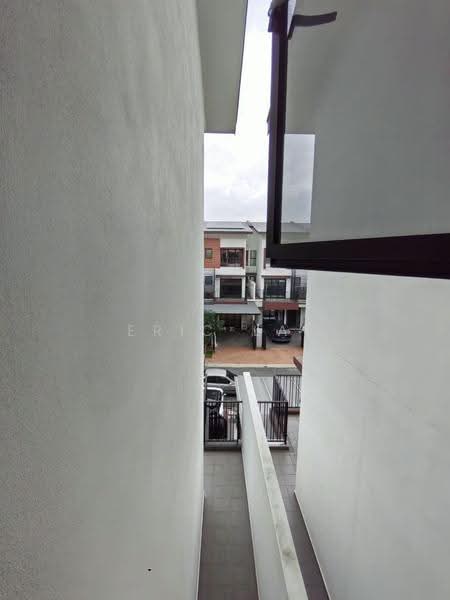 3-storey Terraced House for Rent in Puchong (Selangor) - Eric Lai - Exterior - PropertyGuru.com.my