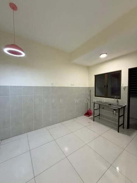 Service Residence for Sale at Suria Putra - Coyee Wong - Kitchen - PropertyGuru.com.my