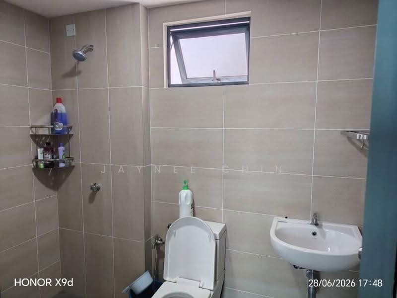 Kediaman Servis untuk Disewa di Parkland Residence - Jaynee Chin - Bathroom - PropertyGuru.com.my