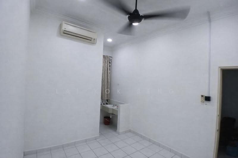 Rumah Teres 1.5-Tingkat untuk Dijual di Taman Molek (Johor Bahru) - Lai Kok Seng - Interior - PropertyGuru.com.my