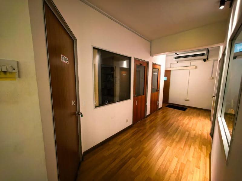 Retail Office for Rent in SS2 (Petaling Jaya) - Kerry Tam - Corridor - PropertyGuru.com.my