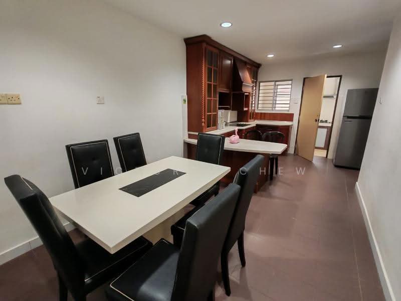 Rumah Teres 2-Tingkat untuk Dijual di Usj 9 (Subang Jaya) - Victoria Chew - Dining Room - PropertyGuru.com.my