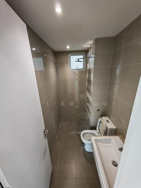 Service Residence for Sale at Southbank Residence - William Looi - Bathroom - PropertyGuru.com.my