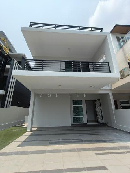Cluster House for Sale in Austin Heights (Tebrau) - Zoe Lee - PropertyGuru.com.my