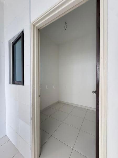 Kediaman Servis untuk Dijual di Sky Gardens Residences - ALEX TAN - Interior - PropertyGuru.com.my