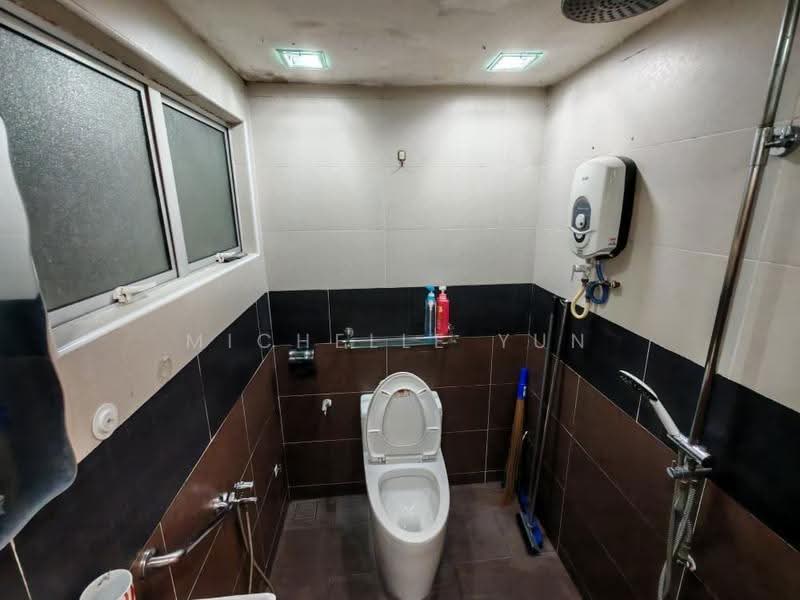 Apartment for Sale at Plaza Sinar Apartment - Michelle Yun - Bathroom - PropertyGuru.com.my