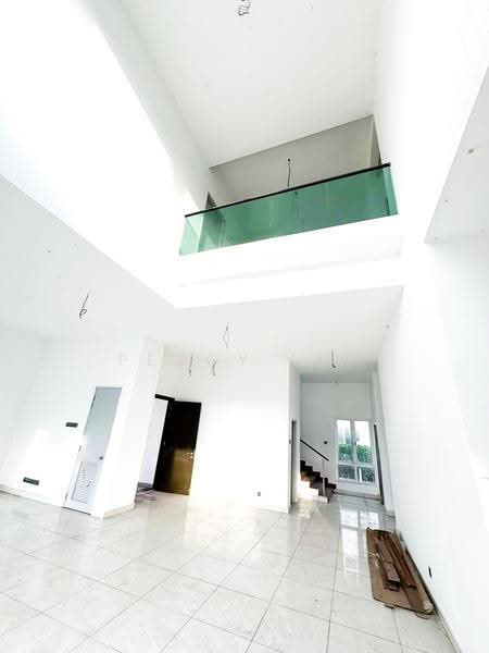 Link Bungalow for Sale in Bandar Bukit Raja (Klang) - Peggy Lim - Living Room - PropertyGuru.com.my