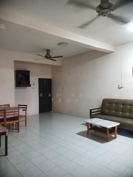 Rumah Teres 2-Tingkat untuk Disewa di Taman Impian Ria (Bukit Mertajam) - Kah Hui Teoh - Living Room - PropertyGuru.com.my