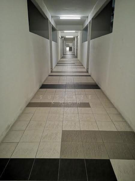 Pangsapuri untuk Dijual di Pinang Laguna - Susanze Khoh - Corridor - PropertyGuru.com.my