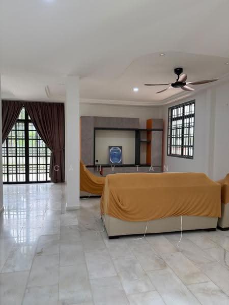 Bungalow House untuk Dijual di Bandar Putra Kulai (Kulai) - Cathy Tan - Living Room - PropertyGuru.com.my