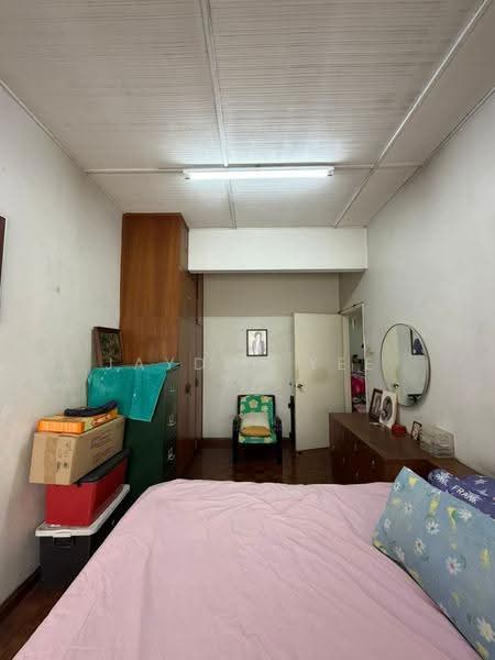 2-storey Terraced House for Sale in Taman Overseas Union (Taman Oug) (Jalan Klang Lama (Old Klang Road)) - Jayden Yee - Bedroom - PropertyGuru.com.my