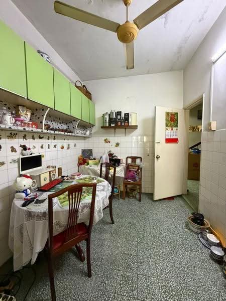 2-storey Terraced House for Sale in Taman Overseas Union (Taman Oug) (Jalan Klang Lama (Old Klang Road)) - Jayden Yee - Kitchen - PropertyGuru.com.my