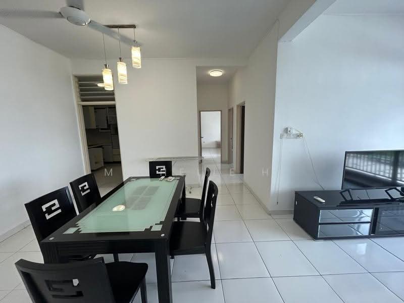 Kediaman Servis untuk Disewa di Sky Gardens Residences - Michelle He - Dining Room - PropertyGuru.com.my