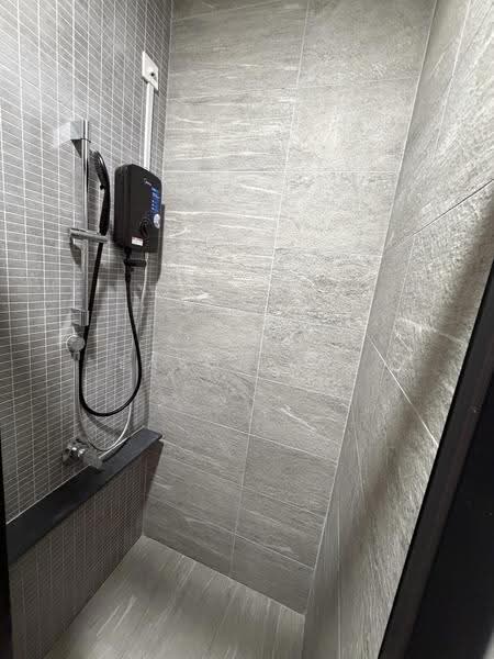 Service Residence for Rent at Edelweiss @ Tropicana Gardens - Eason Tee - Bathroom - PropertyGuru.com.my