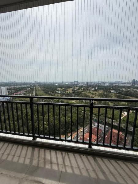Kediaman Servis untuk Dijual di Molek Regency - Max Kan - Balcony - PropertyGuru.com.my