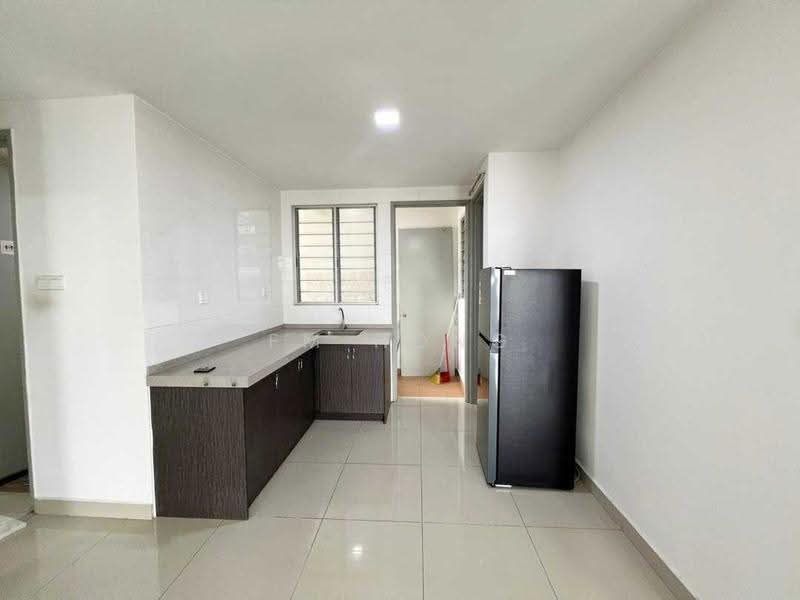 Kondominium untuk Dijual di Suasana Lumayan - FM Hong - Kitchen - PropertyGuru.com.my
