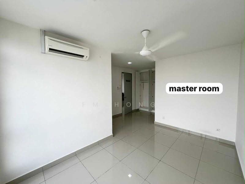 Kondominium untuk Dijual di Suasana Lumayan - FM Hong - Master Bedroom - PropertyGuru.com.my