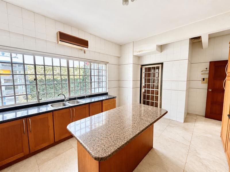 Bungalow House for Sale in Taman Tun Dr Ismail (Kuala Lumpur) - Yin Peng . - Kitchen - PropertyGuru.com.my