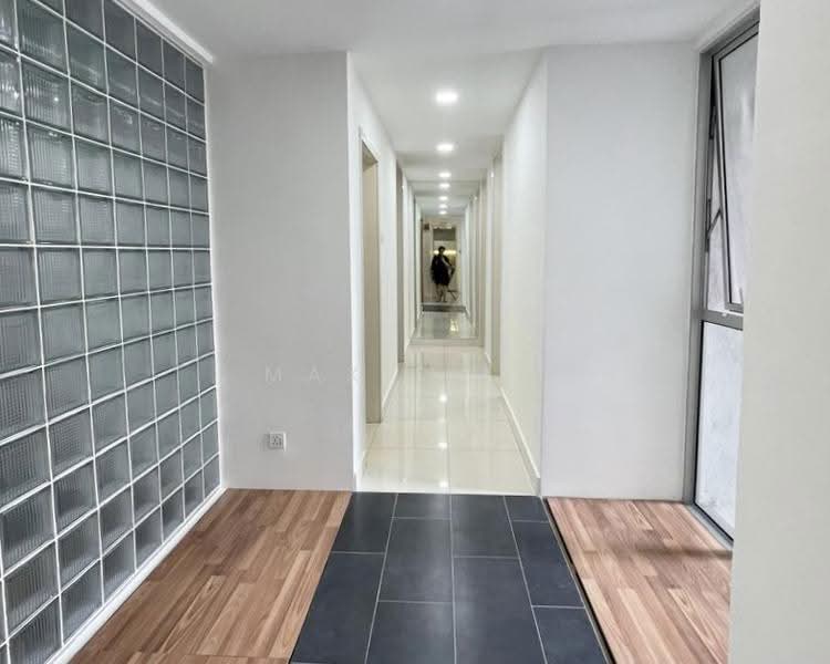 Kondominium untuk Disewa di Kiara 1888 - Max Siew - Corridor - PropertyGuru.com.my
