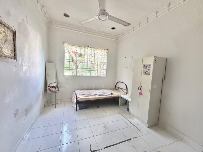 2-storey Terraced House for Sale in Prima Saujana (Kajang) - Celestine Ting - Bedroom - PropertyGuru.com.my