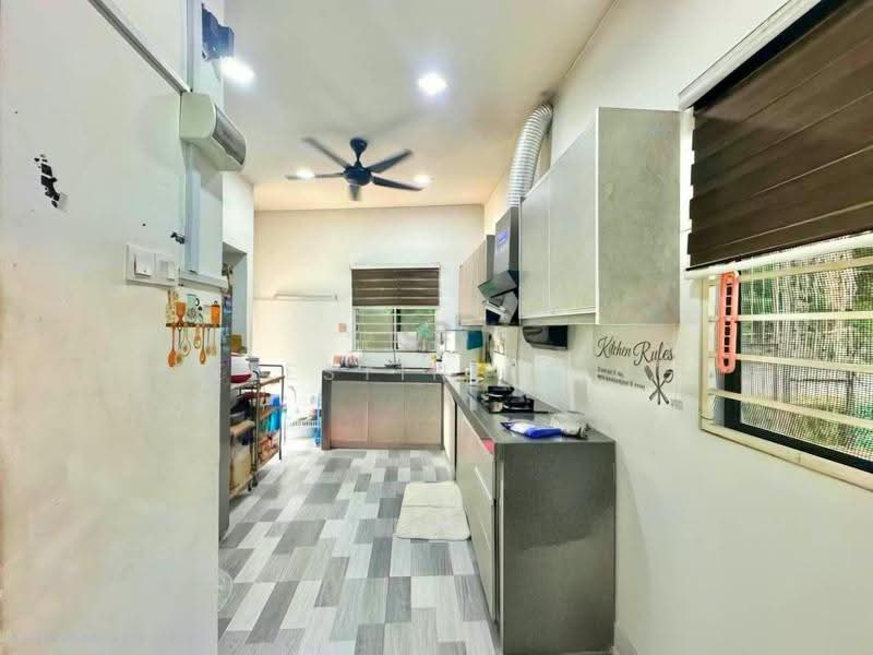 2-storey Terraced House for Sale in Prima Saujana (Kajang) - Celestine Ting - Kitchen - PropertyGuru.com.my