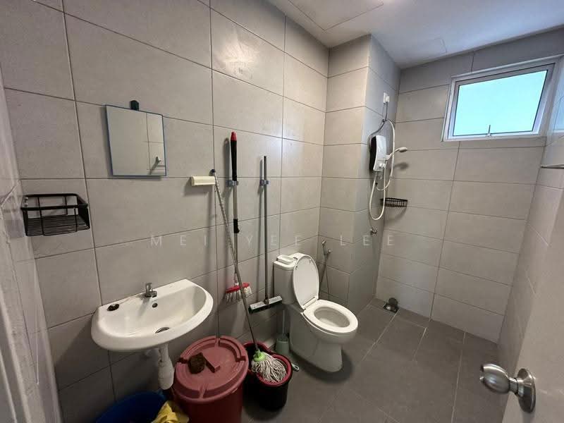 Kondominium untuk Disewa di The Navens - Mei Yee Lee - Bathroom - PropertyGuru.com.my