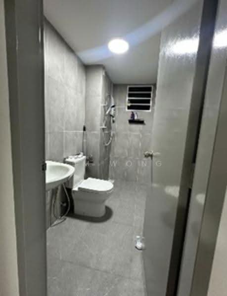 Kondominium untuk Disewa di Avia Plus, Bandar Country Homes - Tim Wong - Bathroom - PropertyGuru.com.my