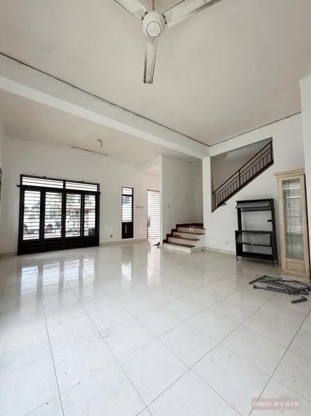 2-storey Terraced House for Sale in Kota Bayuemas (Klang) - Daniel Kok - Living Room - PropertyGuru.com.my