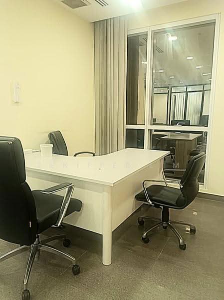 Service Residence for Rent at Serviced Residence @ Binjai 8 - Jeniffer Lim - Study - PropertyGuru.com.my