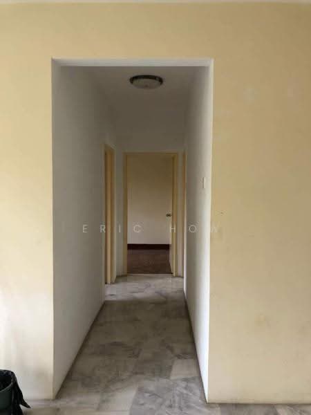 Pangsapuri untuk Disewa di Sri Cempaka (Taman Wawasan) - Eric How - Corridor - PropertyGuru.com.my