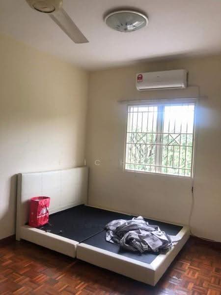 Pangsapuri untuk Disewa di Sri Cempaka (Taman Wawasan) - Eric How - Bedroom - PropertyGuru.com.my