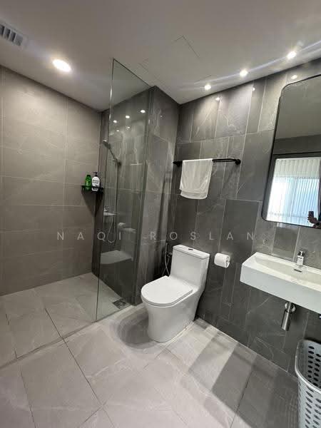 Pangsapuri untuk Disewa di Sfera - Naqi Roslan - Bathroom - PropertyGuru.com.my