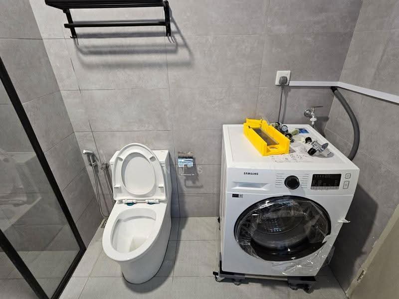 Service Residence for Rent at Cubic Botanical - Yennis Goh - Bathroom - PropertyGuru.com.my