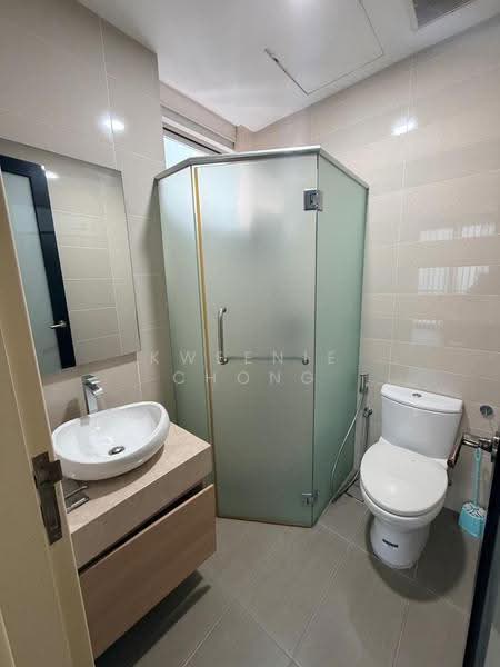 Pejabat untuk Disewa di KLCC (KL City Centre) - Kweenie Chong - Bathroom - PropertyGuru.com.my