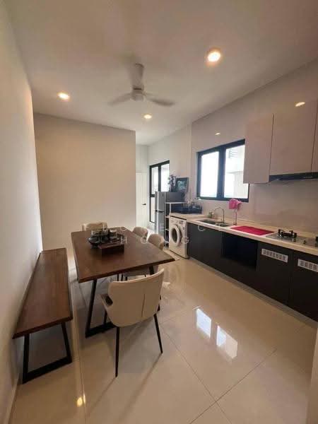 Kondominium untuk Disewa di Bay Point @ Country Garden Danga Bay - Florence Hong - PropertyGuru.com.my