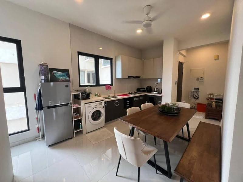 Kondominium untuk Disewa di Bay Point @ Country Garden Danga Bay - Florence Hong - PropertyGuru.com.my