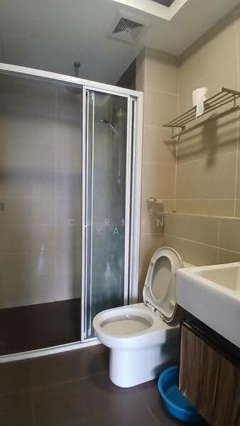Kediaman Servis untuk Disewa di Glomac Centro Service Apartment - Carmen Yap - Bathroom - PropertyGuru.com.my