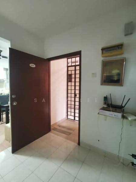 Condominium for Rent at Palm Spring @ Damansara - Sally Lee - Entrance - PropertyGuru.com.my