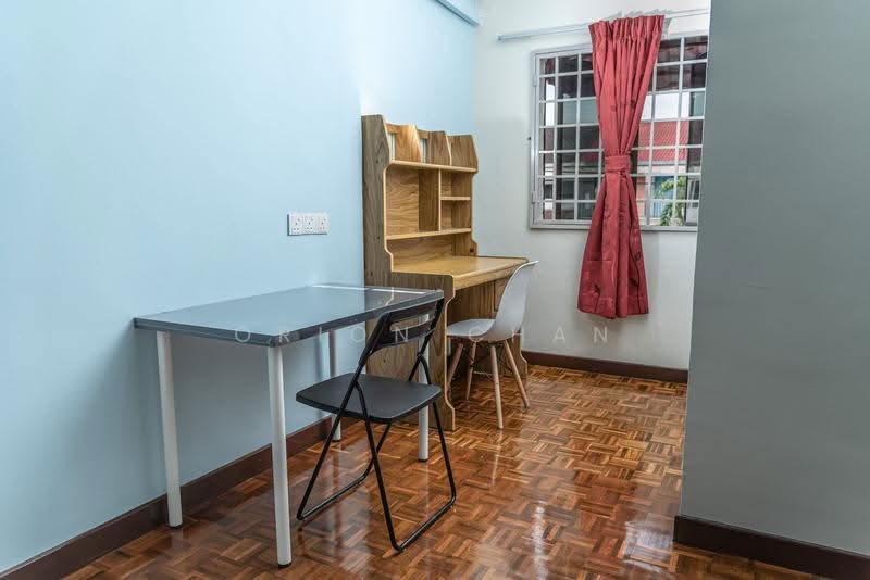 Rumah Teres 2-Tingkat untuk Disewa di Sea Park (Petaling Jaya) - Orion Chan - Study - PropertyGuru.com.my