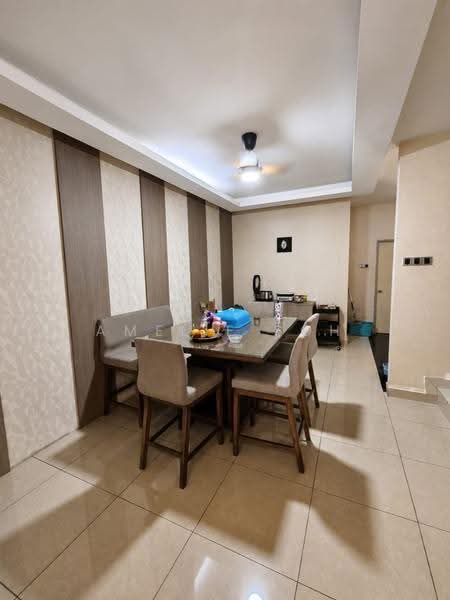 3-storey Terraced House for Sale in Kampung Pantai Jerjak (Gelugor) - Amelie Soh - Dining Room - PropertyGuru.com.my