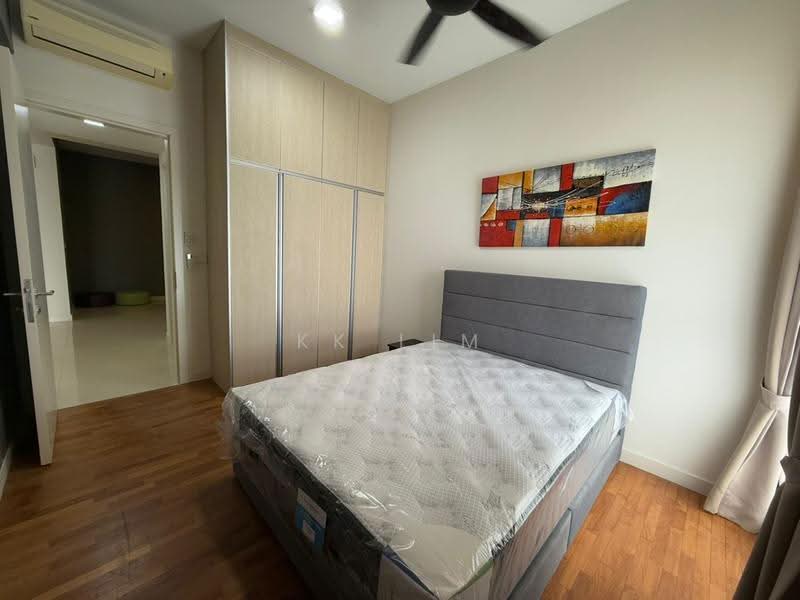 Kediaman Servis untuk Disewa di G Residence - KK Lim - Bedroom - PropertyGuru.com.my