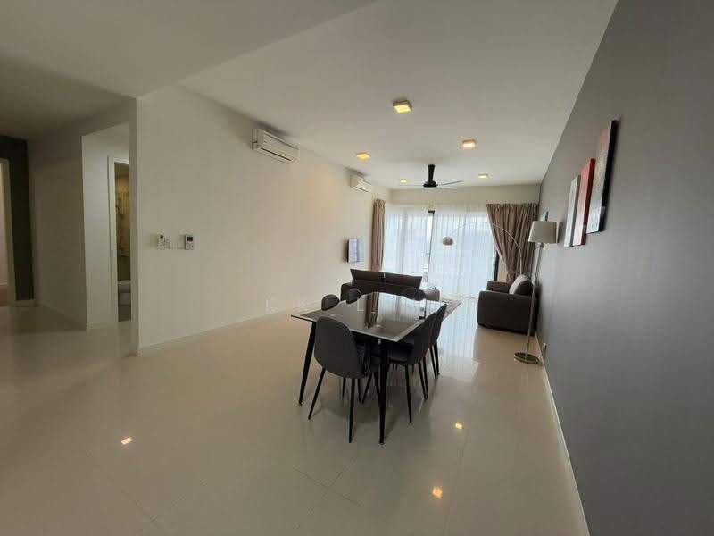 Kediaman Servis untuk Disewa di G Residence - KK Lim - Living Room - PropertyGuru.com.my