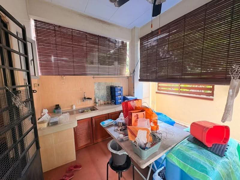 Rumah Teres untuk Dijual di Kota Kemuning (Shah Alam) - Umar Din - Kitchen - PropertyGuru.com.my