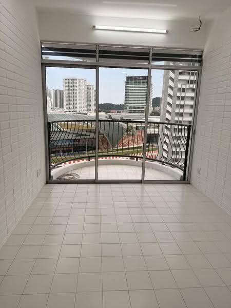 Pangsapuri untuk Disewa di Desa Rahmat (Graceland Villa) - Kaze Kang - Balcony - PropertyGuru.com.my