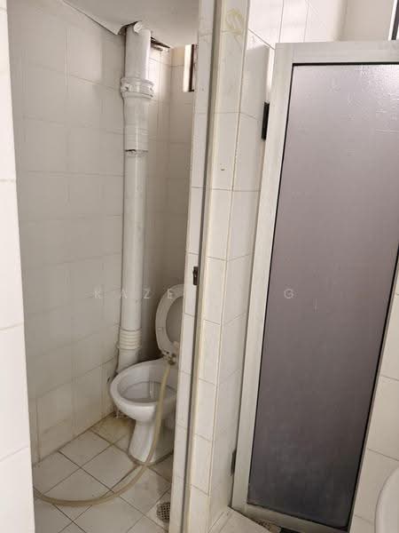 Pangsapuri untuk Disewa di Desa Rahmat (Graceland Villa) - Kaze Kang - Bathroom - PropertyGuru.com.my