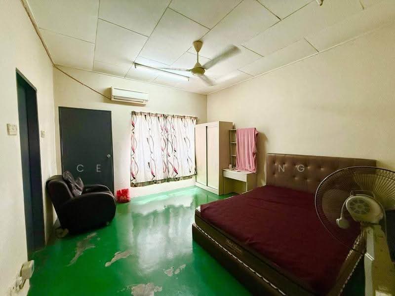 2-storey Terraced House for Sale in Taman Sri Jelok (Kajang) - Celestine Ting - Bedroom - PropertyGuru.com.my