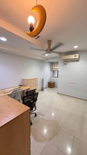 2.5-storey Terraced House for Rent in Bandar Baru Sri Petaling (Sri Petaling) - Yen Lim - Study - PropertyGuru.com.my