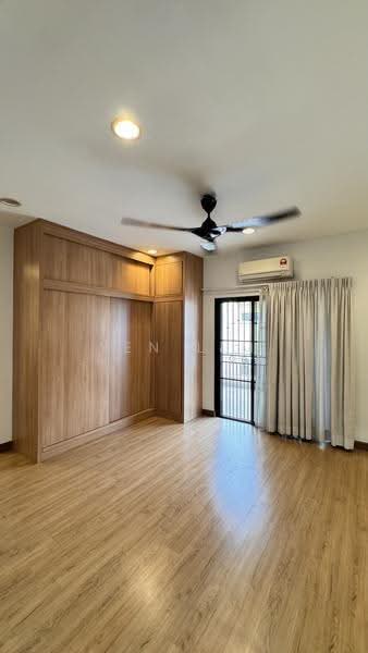 2.5-storey Terraced House for Rent in Bandar Baru Sri Petaling (Sri Petaling) - Yen Lim - Bedroom - PropertyGuru.com.my