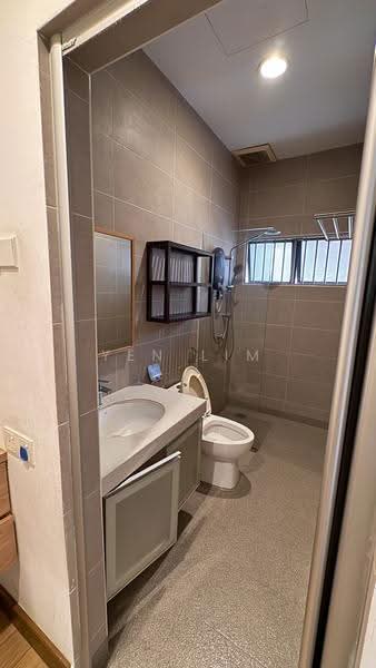 2.5-storey Terraced House for Rent in Bandar Baru Sri Petaling (Sri Petaling) - Yen Lim - Bathroom - PropertyGuru.com.my